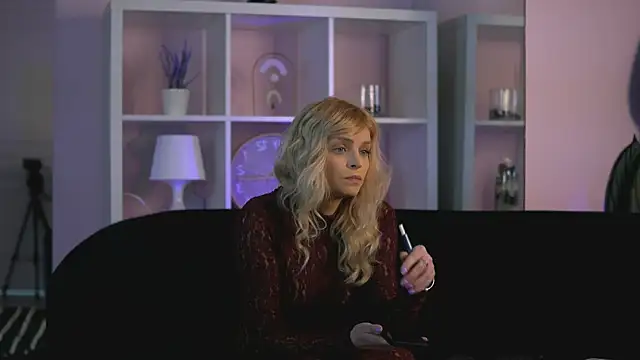 BritneyHudson online show from February 10, 2025, 5:03 am