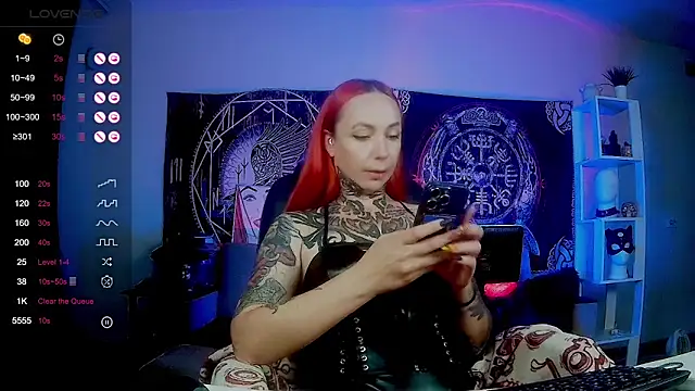 miss jenna lovee online show from October 28, 2025, 1:20 am