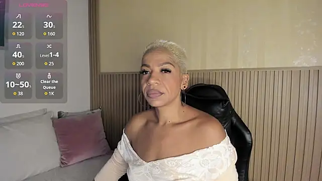 summer night  online show from September 13, 2025, 12:38 pm