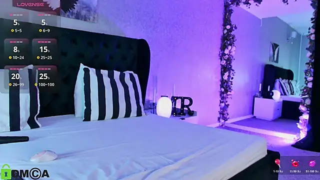 MashaReed  online show from November 20, 2025, 9:14 pm