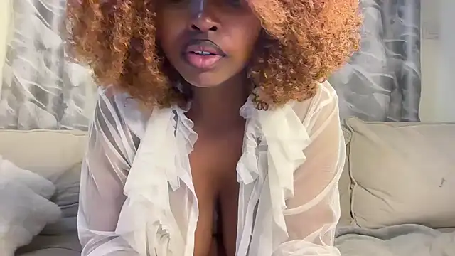 Snapshot of Chocolate_queen2 chatting on May 24, 2026, 5:12 am Chocolate queen2 online show from May 24, 2026, 5:12 am