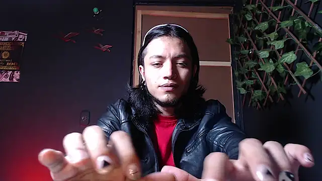 Dicaprioo  online show from October 16, 2025, 3:29 am