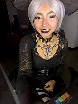 Snapshot of _Gothiccbitch_ chatting on October 9, 2025, 7:50 am  Gothiccbitch  online show from October 9, 2025, 7:50 am