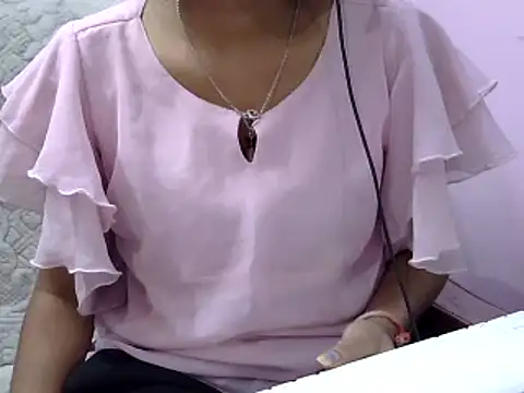 momo lov online show from December 20, 2024, 10:27 am