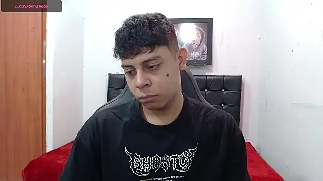 Wiiliam 20 online show from March 1, 2025, 2:02 pm