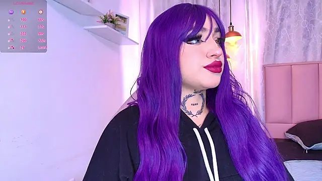 bella-green online show from January 13, 2025, 7:10 pm