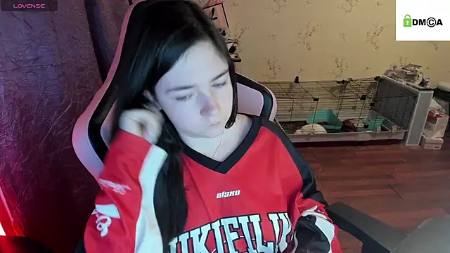 Crazy forest fairy online show from October 10, 2025, 9:47 pm