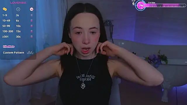 Hayle Hill online show from March 28, 2026, 12:43 am