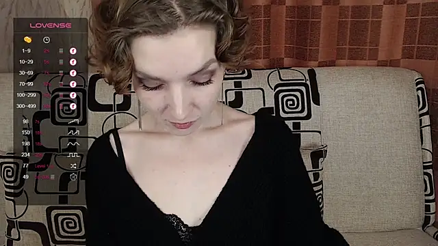 TinaWince online show from January 16, 2026, 4:49 am