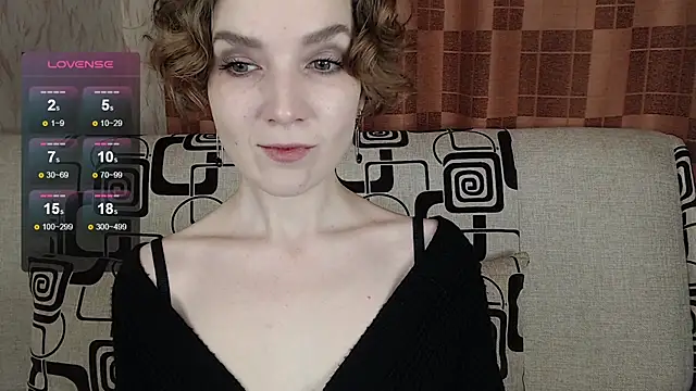 TinaWince online show from February 21, 2026, 4:35 am