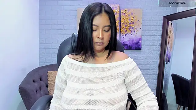  alaiasmile  online show from September 18, 2025, 4:20 pm