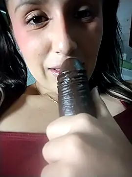 Snapshot of ARTHUR_MINI chatting on March 5, 2025, 12:59 am ARTHUR MINI online show from March 5, 2025, 12:59 am