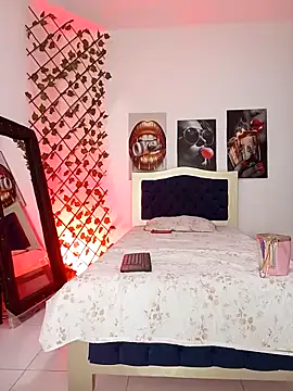 Snapshot of ARTHUR_MINI chatting on October 4, 2025, 1:03 am ARTHUR MINI online show from October 4, 2025, 1:03 am