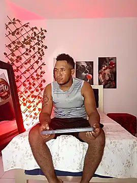 Snapshot of ARTHUR_MINI chatting on October 8, 2025, 1:03 am ARTHUR MINI online show from October 8, 2025, 1:03 am