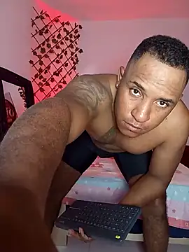 Snapshot of ARTHUR_MINI chatting on November 12, 2025, 12:55 am ARTHUR MINI online show from November 12, 2025, 12:55 am