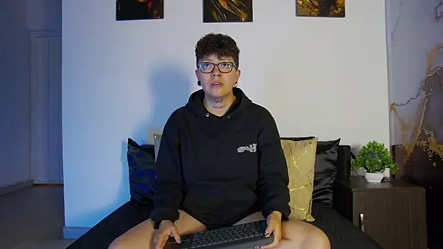 alex noa online show from April 16, 2026, 7:14 pm