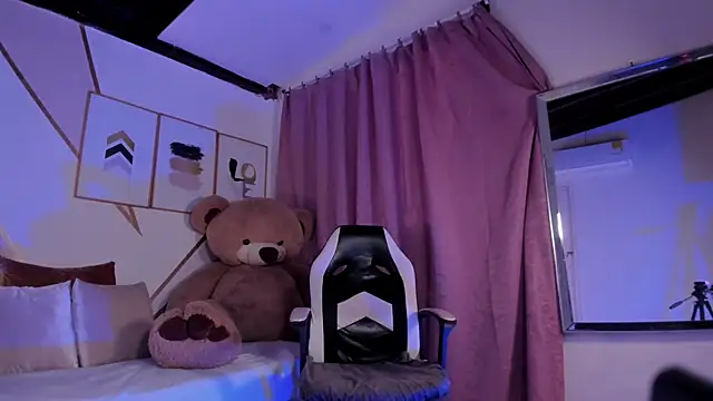 Snapshot of maye_wells chatting on January 18, 2025, 6:53 pm maye wells online show from January 18, 2025, 6:53 pm