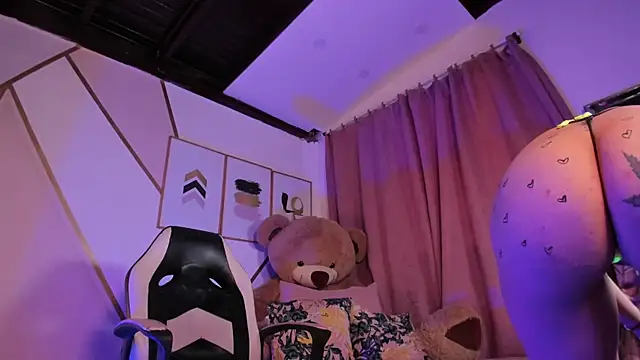 Snapshot of maye_wells chatting on February 27, 2025, 9:04 pm maye wells online show from February 27, 2025, 9:04 pm