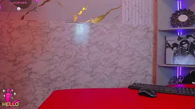 kendalltaylorr online show from March 1, 2025, 9:18 am