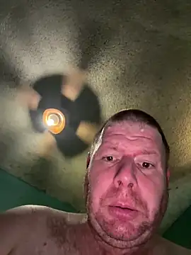 Snapshot of Diaperking916 chatting on September 15, 2025, 6:08 pm Diaperking916 online show from September 15, 2025, 6:08 pm