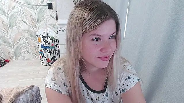 Snapshot of MelissaXKinky chatting on September 23, 2025, 4:37 am MelissaXKinky online show from September 23, 2025, 4:37 am