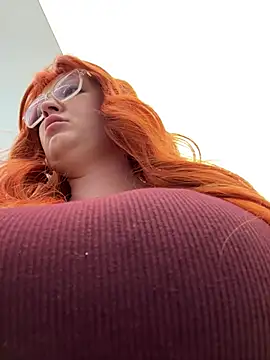 Teya moon  online show from June 2, 2026, 10:50 am