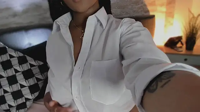 Anneth  M online show from February 12, 2026, 7:53 pm