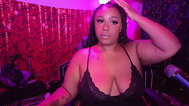 cheriserozequeen online show from May 15, 2026, 11:45 pm