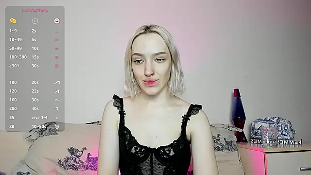 Snapshot of cheryl_mason chatting on January 29, 2025, 10:32 pm cheryl mason online show from January 29, 2025, 10:32 pm