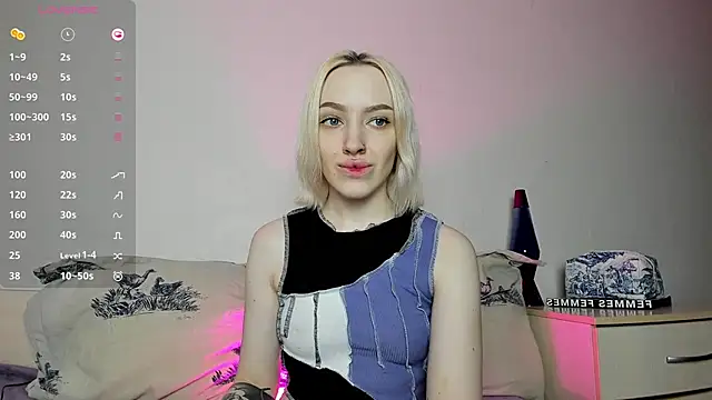 Snapshot of cheryl_mason chatting on February 3, 2025, 10:43 pm cheryl mason online show from February 3, 2025, 10:43 pm