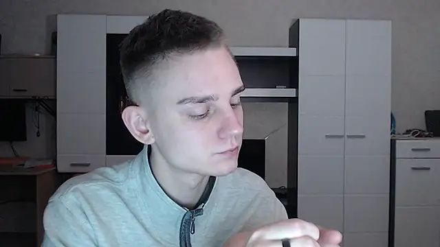 angryzan online show from January 13, 2025, 3:45 am