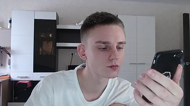 angryzan online show from January 24, 2025, 10:11 am