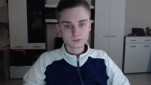 angryzan online show from February 3, 2025, 10:14 am