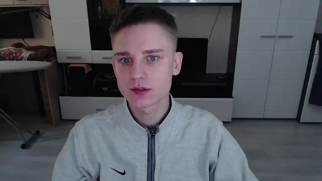 angryzan online show from October 10, 2025, 5:06 am