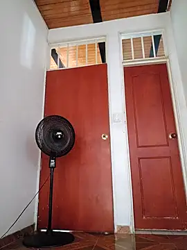 Sofia Queen17 online show from December 1, 2024, 4:29 pm