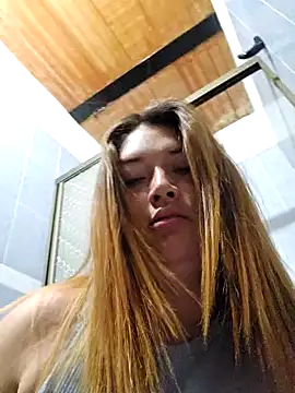 Sofia Queen17 online show from February 14, 2025, 10:17 am