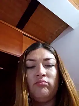 Sofia Queen17 online show from February 26, 2025, 2:04 am