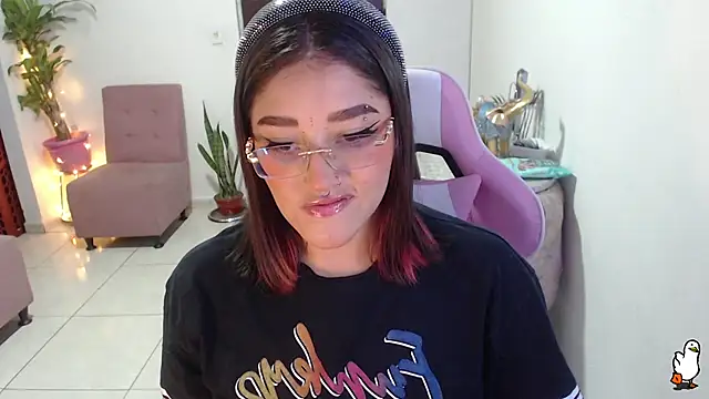 littleangel1 m online show from February 21, 2025, 7:32 pm