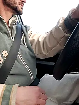 Snapshot of Zeefy chatting on January 6, 2025, 8:35 am Zeefy online show from January 6, 2025, 8:35 am