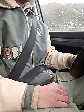 Snapshot of Zeefy chatting on January 12, 2025, 8:36 am Zeefy online show from January 12, 2025, 8:36 am