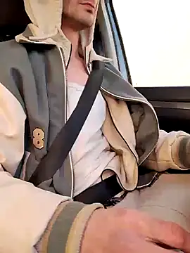 Snapshot of Zeefy chatting on March 5, 2025, 7:16 am Zeefy online show from March 5, 2025, 7:16 am