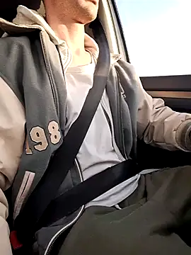 Snapshot of Zeefy chatting on March 8, 2025, 3:35 pm Zeefy online show from March 8, 2025, 3:35 pm