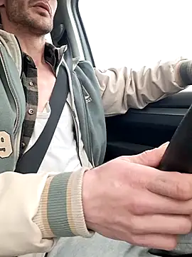 Snapshot of Zeefy chatting on March 13, 2025, 7:31 am Zeefy online show from March 13, 2025, 7:31 am