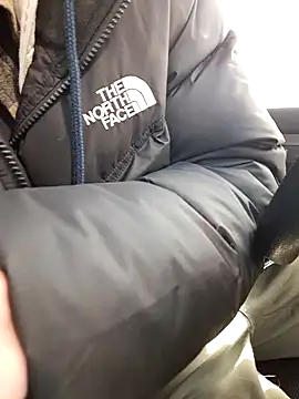 Snapshot of Zeefy chatting on March 16, 2025, 9:38 am Zeefy online show from March 16, 2025, 9:38 am