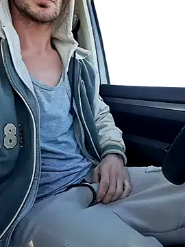 Snapshot of Zeefy chatting on March 19, 2025, 7:51 am Zeefy online show from March 19, 2025, 7:51 am