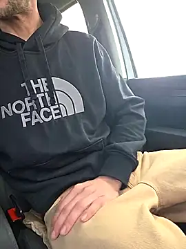 Snapshot of Zeefy chatting on December 21, 2025, 10:00 am Zeefy online show from December 21, 2025, 10:00 am