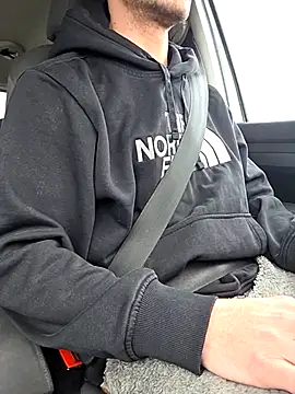 Snapshot of Zeefy chatting on January 15, 2026, 9:47 am Zeefy online show from January 15, 2026, 9:47 am