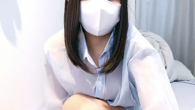 YUTSU KI online show from June 7, 2026, 5:27 pm