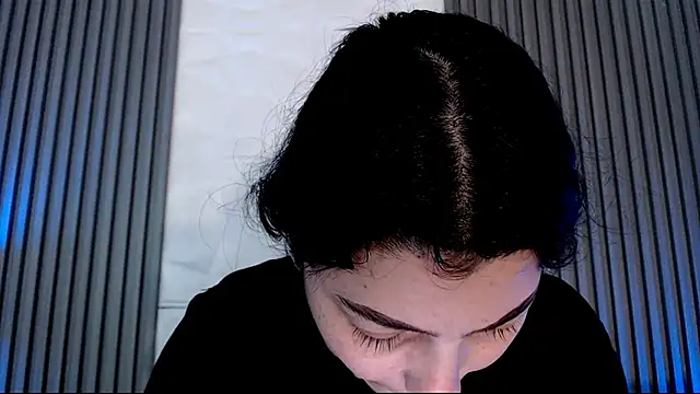 sophy rock online show from September 17, 2025, 3:24 pm