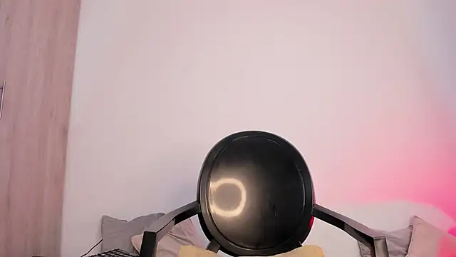  miamadison online show from February 28, 2025, 11:36 am